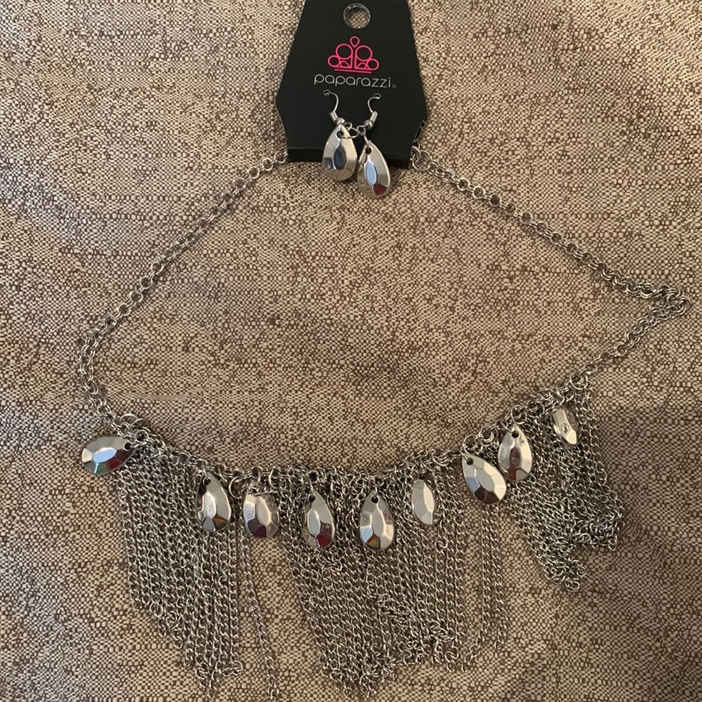 Paparazzi necklace and earring set